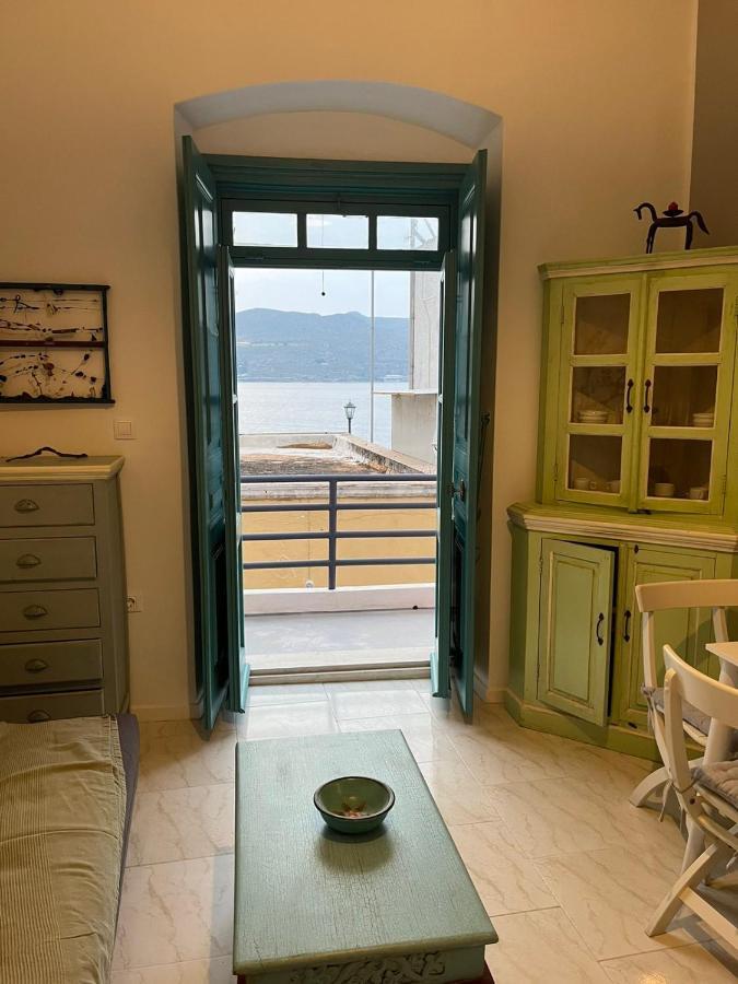 Almira Studios And Apartments Agia Marina  Exterior photo